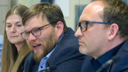 Bild: Klaus-Dietmar Gabbert/dpa
15 Monate lang hat der Landtag von Sachsen-Anhalt den Anschlag auf den Magdeburger Weihnachtsmarkt intensiv aufgearbeitet.