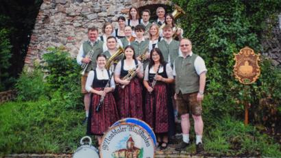 Bild: bnr
Die "Naabtaler Musikanten" feiern am 30. Mai ihren 50. Geburtstag mit einem zünftigen Gartenfest im ehemaligen Gasthaus Braun in Diebrunn.