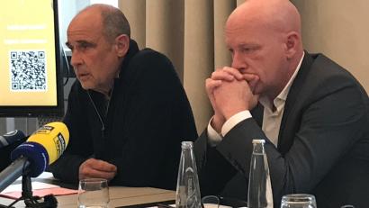 Bild: Michael Stolzenberg
Joachim Wolbergs (rechts) und sein Verteidiger Peter Witting gehen in Revision.