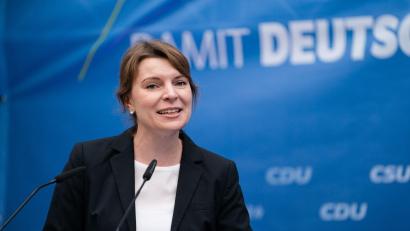 Bild: Nicolas Armer/dpa
CSU-Gesundheitsexpertin Emmi Zeulner will Privatversicherte bei der Gesundheitsreform stärker in die Pflicht nehmen (Archivbild).