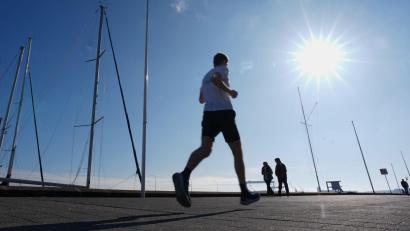 Bild: Marcus Brandt/dpa
Wie viel Sport für die Gesundheit nützlich ist, ist schon lange Gegenstand der Forschung. (Symbolbild)