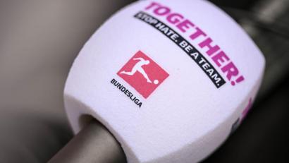 Bild: Harry Langer/dpa
Wird die Bundesliga auch irgendwann einen Namenssponsor haben? (Archivbild)