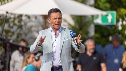 Archivbild: Philipp von Ditfurth/dpa
Ende Mai beginnt die letzte Staffel von „Immer wieder sonntags“ mit Stefan Mross.