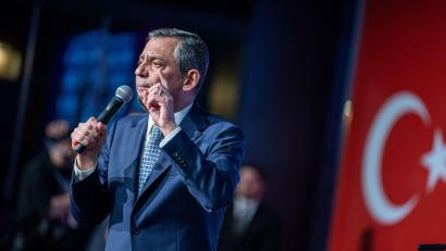 Bild: Tunahan Turhan/SOPA Images via ZUMA Press Wire/dpa
Ein türkisches Gericht hat die Absetzung von Özgür Özel als Oppositionspartei-Chef angeordnet. (Archivbild)