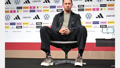 Bild: Federico Gambarini/dpa
Auch ein Hingucker: Nagelsmanns Socken.