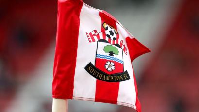 Bild: Mark Kerton/PA Wire/dpa
Der FC Southampton wurde wegen Spionage von den Playoffs ausgeschlossen. (Archivbild)