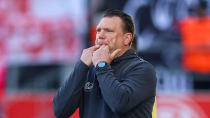Bild: Christoph Reichwein/dpa
Uwe Koschinat hat sich zur Relegation geäußert. (Archivbild)