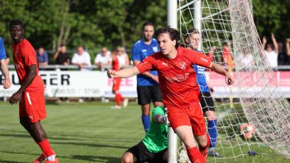 Bild: Dieter Jäschke
Der Arnschwanger Philipp Berzl jubelt nach seinem Treffer zum zwischenzeitlichen 4:0.