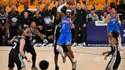 Bild: Darren Abate/AP/dpa
Thunder-Topscorer Shai Gilgeous-Alexander kam auf 26 Punkte und zwölf Assists.