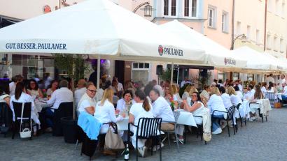 Bild: Kunz
Die "Weiße Nacht" lockte zahlreiche Besucher in die Innenstadt.