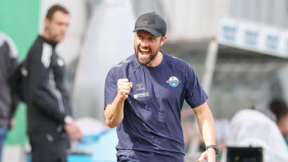 Bild: Daniel Löb/dpa
Mit Euphorie in die Bundesliga? Ralf Kettemann will mit Paderborn Großes erreichen.