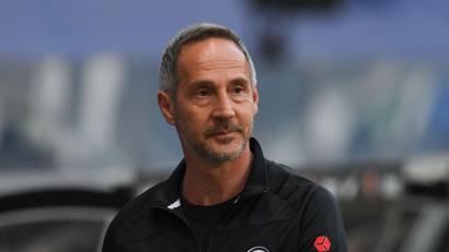 Bild: Arne Dedert/dpa
Adi Hütter soll der Top-Kandidat als neuer Trainer bei Eintracht Frankfurt sein. (Archivbild)