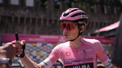 Bild: Massimo Paolone/LaPresse/AP/dpa
Jonas Vingegaard kommt dem Gesamtsieg beim Giro näher.