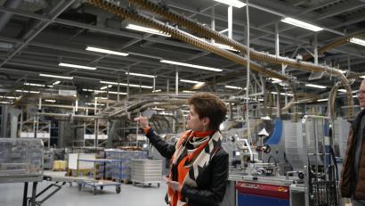 Archivbild: Laura Fröhler
Sabine Lang führt durch alle wichtigen Stationen des Druckzentrums.