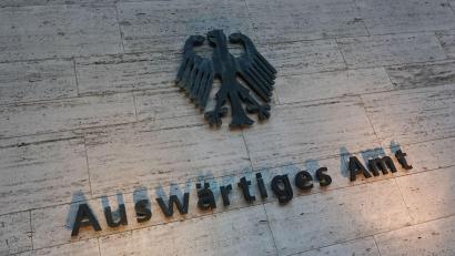 Bild: Demy Becker/dpa
Nach den jüngsten Drohungen Moskaus hat das Auswärtige Amt den russischen Botschafter einbestellt. (Archivbild)