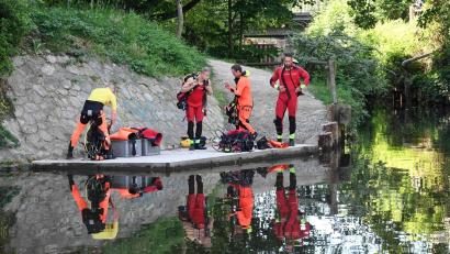 Bild: Sebastien Salom-Gomis/AFP/dpa
In der französischen Stadt Rennes wurde ein lebloser elf Jahre alter Junge im Uferbereich eines Flusses entdeckt. (Archivbild)