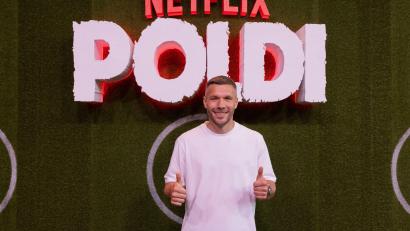 Bild: Rolf Vennenbernd/dpa
Auch nach dem Ende der Karriere gut gelaunt: Lukas Podolski.