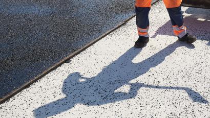 Bild: Thomas Frey/dpa
Auf der Baustelle für Straßenbau eskaliert ein Streit. (Symbolbild)