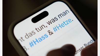 Bild: Marcus Brandt/dpa
Bei den meisten Beschwerden aus Deutschland geht es um Beiträge auf Instagram, Facebook oder TikTok. (Symbolbild)