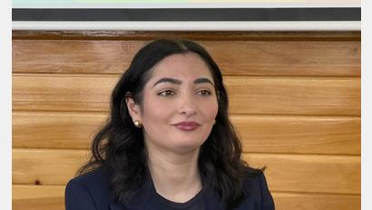 Bild: Eva Krafczyk/dpa
Der Ehemann von Entwicklungsministerin Reem Alabali Radovan, Denis, steht vor seinem Comeback im Boxring. (Archivbild)