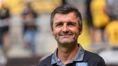 Bild: Robert Michael/dpa
Michael Köllner hat bei Blau-Weiß Linz verlängert.