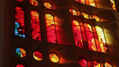 Bild: Anna Rustler
Das farbige Glas für die Fenster in der Basilika Sagrada Família hat die Glashütte Lamberts aus Waldsassen geliefert.