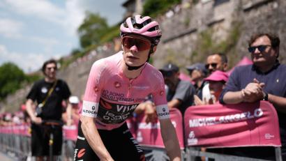 Bild: Massimo Paolone/LaPresse/AP/dpa
Jonas Vingegaard führt den Giro d'Italia weiter an.