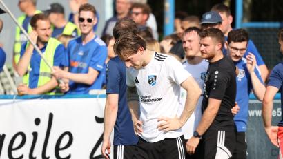 Bild: DIETER JAESCHKE
Der SV Etzenricht steigt nach einer 0:2 Heimniederlage gegen den SV Wenzenbach in die Bezirksliga ab