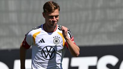 Bild: Federico Gambarini/dpa
DFB-Kapitän Joshua Kimmich trainiert im Camp der Nationalmannschaft.
