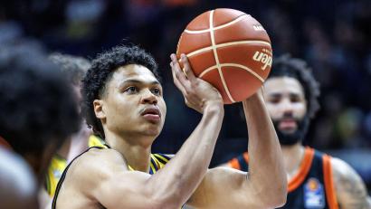 Bild: Andreas Gora/dpa
Youngster Jack Kayil war bester Alba-Werfer gegen Bamberg (Archivbild)