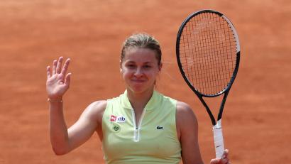 Bild: Marcin Cholewinski/ZUMA Press Wire/dpa
Maja Chwalinska hat bei den French Open plötzlich ein Problem - aber kein sportliches.