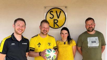 Bild: SV Riglasreuth
Lukas Emmerich (Zweiter von links) ist neuer Trainer des SV Riglasreuth.