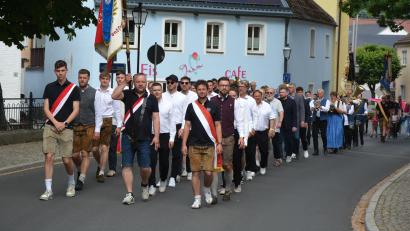 Bild: jr
Am Sonntagvormittag fand der Festzug zum 120-jährigen Jubiläum des TSV Konnersreuth statt.