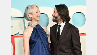 Bild: Evan Agostini/Invision/AP/dpa
Die Beziehung von Alexandra Grant und Keanu Reeves sorgte anfangs für viel Gesprächsstoff. (Archivbild)