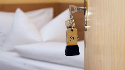 Bild: Swen Pförtner/dpa
Das Hotel entschuldigte sich per E-Mail bei dem Gast. (Symbolbild)