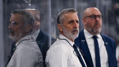 Bild: Sven Hoppe/dpa
Éric Dubois (r) wird erstmals Chefcoach in Deutschlands bester Liga. (Archivbild)
