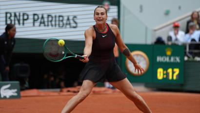 Bild: Aurelien Morissard/AP/dpa
Aryna Sabalenka verliert im Viertelfinale der French Open.