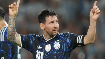 Bild: Gustavo Garello/AP/dpa
Die Auszeichnung erhält Messi im Oktober von König Felipe VI. überreicht. (Archivbild)