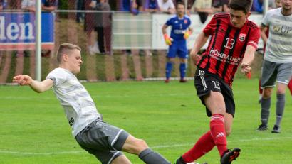 Archivbild: Hans Mark
Pflichtspiele zwischen dem SC Luhe-Wildenau und der SpVgg SV Weiden gab es zuletzt in der Saison 2024/24, als es in der Landesliga um Punkte ging. Nun messen sich beide in der 3. Qualifikationsrunde des BHV-Pokalwettbewerbs.