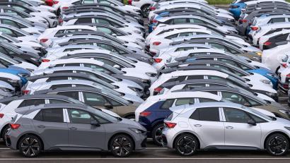 Bild: Hendrik Schmidt/dpa
Bei den Neuzulassungen haben Autos mit Elektroantrieb erneut zugelegt. (Symbolbild)