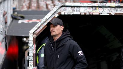 Bild: Philipp Szyza/dpa
Selbst gewählter Abgang: Alexander Blessin ist nicht mehr Trainer des FC St. Pauli. (Archivbild)