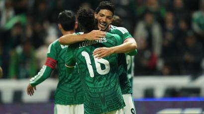Bild: Moises Castillo/AP/dpa
Mexiko stimmte sich mit einem 5:1 über Serbien auf den WM-Start ein.