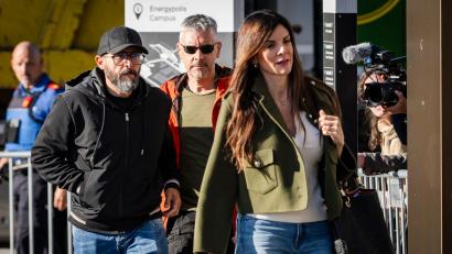 Bild: Jean-Christophe Bott/KEYSTONE/dpa
Erstmals zusammen im Verhör: Jacques und Jessica Moretti.