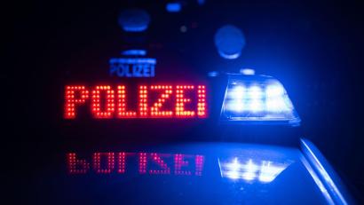 Symbolbild: Marijan Murat/dpa
Die Gesamtzahl der Straftaten ist im Jahr 2025 im Dienststellenbereich der Polizeiinspektion Eschenbach im Vergleich zum Vorjahr leicht angestiegen – von 702 auf 732.