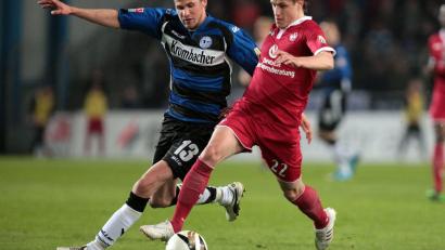 Bild: picture alliance / dpa
Ex-Profi Oliver Kirch (l) ist neuer Cheftrainer bei Arminia Bielefeld. (Archivbild)