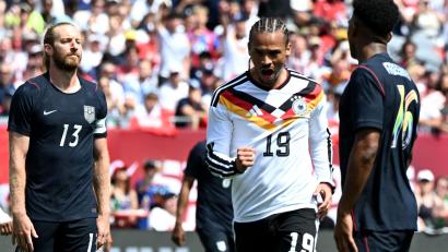 Bild: Federico Gambarini/dpa
Leroy Sané bejubelt sein Tor bei der WM-Generalprobe gegen die USA.