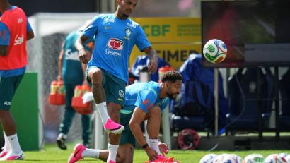 Bild: Silvia Izquierdo/AP/dpa
Verpasst die WM wegen einer Verletzung: Der Brasilianer Wesley.