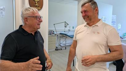Bild: pz
Dr. Wolfgang Fortelny und Dr. Tomáš Wiesner haben früher im Krankenhaus Waldsassen gearbeitet.