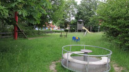 Bild: Konrad Rosner
Die Spielgeräte auf dem Kinderspielplatz in Griesbach brauchen einen neuen Anstrich – beziehungsweise müssen sie komplett ausgetauscht werden.