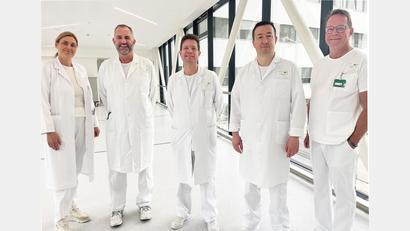 Bild: Friedrich Peterhans, KNO
Unsere Chefärzte der Fachkliniken rund um neurologische und neurovaskuläre Erkrankungen (von links) Dr. Wenke Finkenzeller, Prof. Thomas Finkenzeller, PD Dr. Thomas Reithmeier, PD Dr. Wojciech Derwich und Prof. Christian Paetzel.